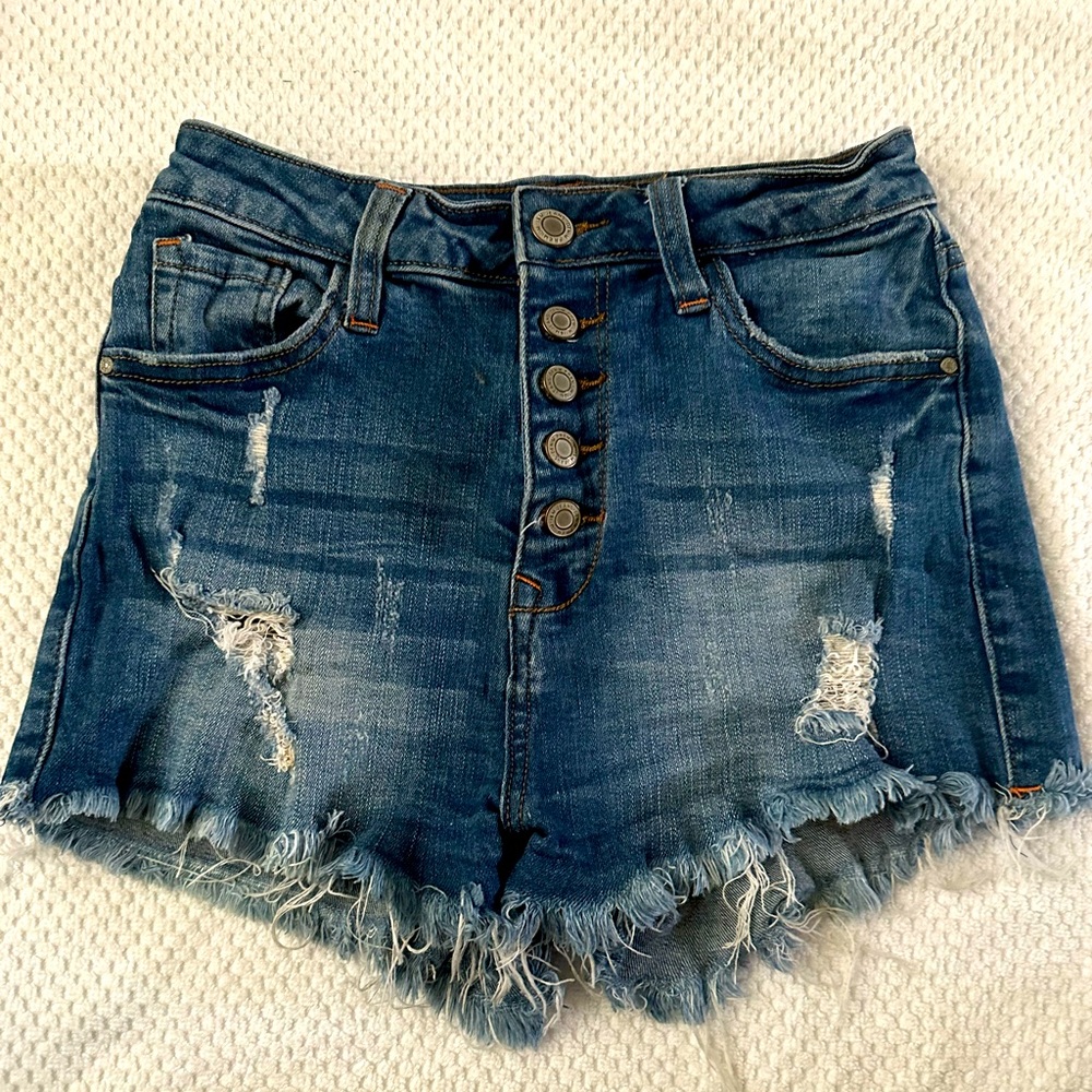 Women’s High-Rise Stretchy Jean Shorts Size S